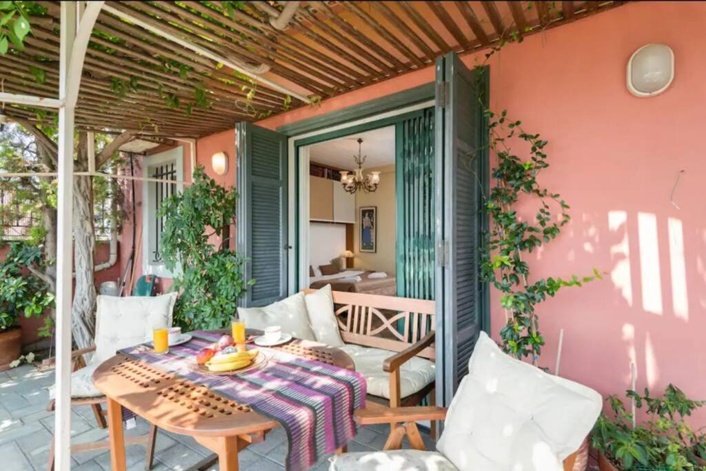 Ano Poli Stay With Private Terrace And View سالونيك المظهر الخارجي الصورة